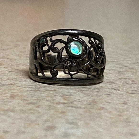 Jewelry - Vintage Sterling Silver Filigree Ring | Abalone Inlay | Ornate Vines | Size 7